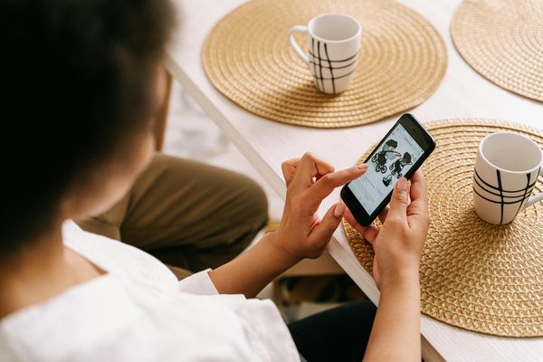 Puériculture et e-commerce bébé : guide des produits essentiels