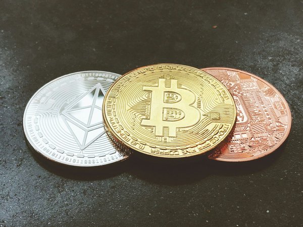 Finance et crypto : optimiser vos investissements en 2025